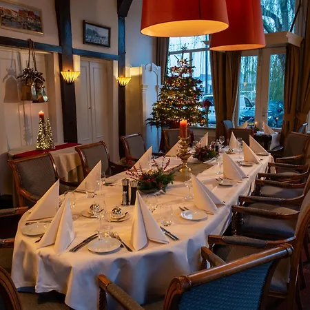 Port Cleve Отель