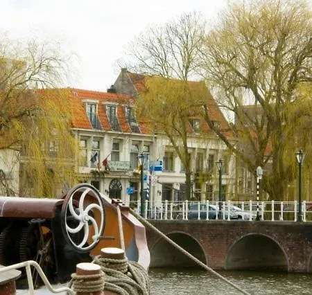 Die Port Van Cleve Hotel