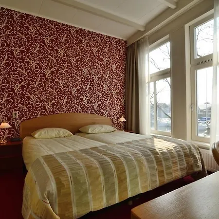 Die Port Van Cleve 3*